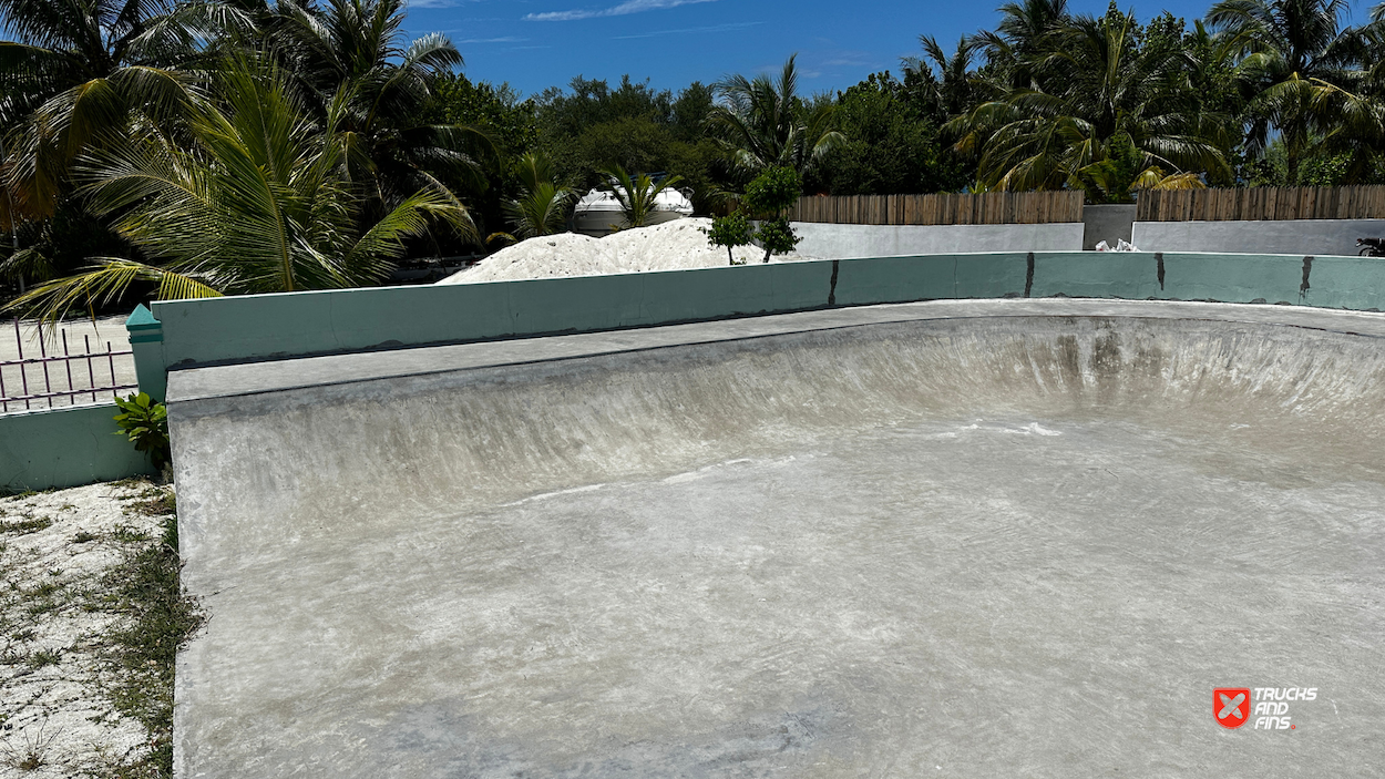 Himmafushi skatepark